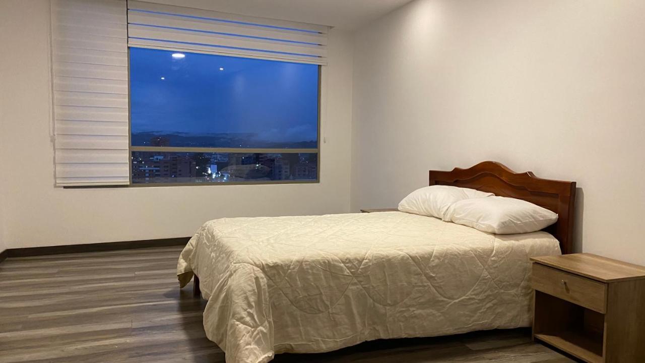 Apartamento En Zona Exclusiva De Cuenca Apartment Ngoại thất bức ảnh